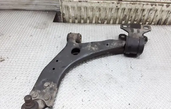 Ford Grand C-MAX Front lower control arm/wishbone