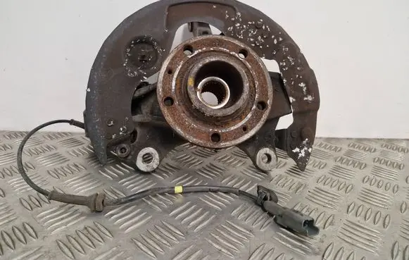 Peugeot 308 Front wheel hub