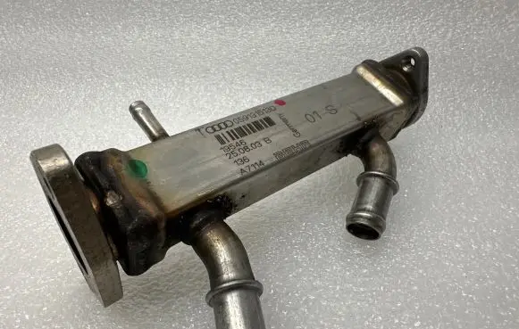 Audi A6 S6 C5 4B EGR valve cooler 059131513D