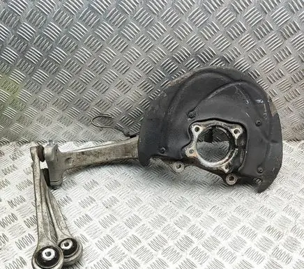 Volkswagen Touareg III Front wheel hub 4M0407242J 4M0407560
