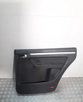 Volkswagen Touran I Front door card panel trim