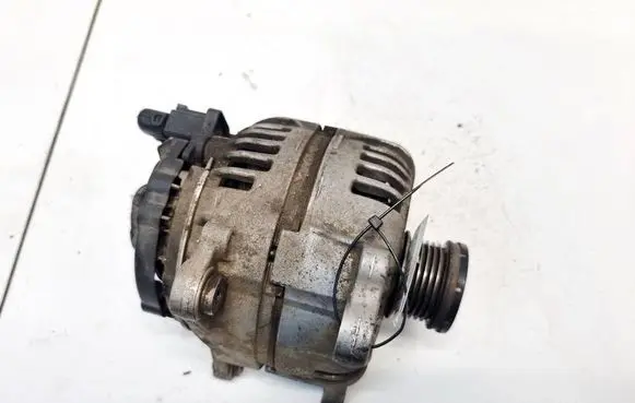 Skoda Yeti (5L) Generator/alternator 03f903023d