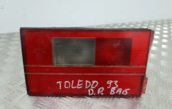 Seat Toledo I (1L) Tailgate rear/tail lights 96159800
