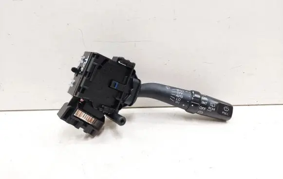 Toyota Corolla Verso E121 Wiper control stalk 173821 8465205170