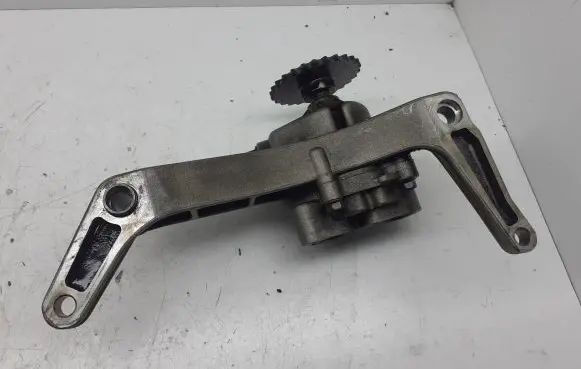 KIA Sorento Oil pump 261004A012 0812021