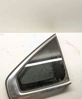 Volvo S90, V90 Rear side window 31803710