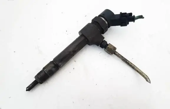 Fuel injector