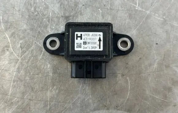 Nissan Juke I F15 ESP (stability system) control unit 47930JG200