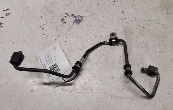 Audi A4 S4 B8 8K Fuel injector supply line/pipe 