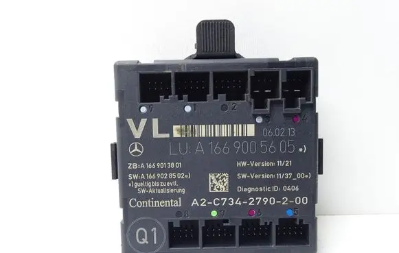 Mercedes-Benz A W176 Door control unit/module A1669005605