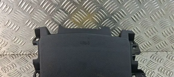 Hyundai i40 Knee airbag 569703Z200RY
