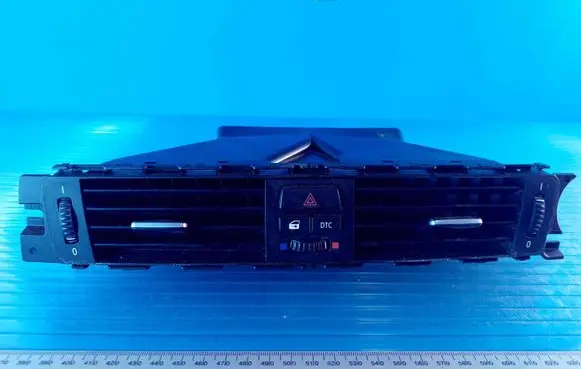 BMW 3 E90 E91 Dash center air vent grill 9123302 144821