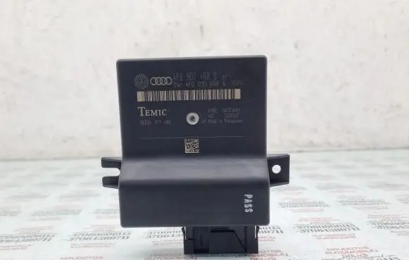 Audi A6 S6 C6 4F Gateway control module 4F0907468D