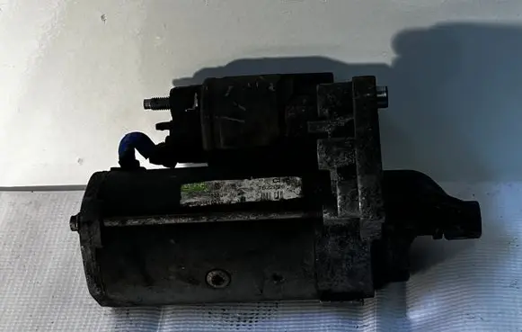 Citroen C4 I Starter motor TS22E26