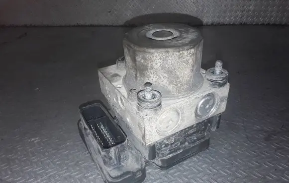 Skoda Roomster (5J) ABS Pump 6R0907379BJ 6R0614517BM