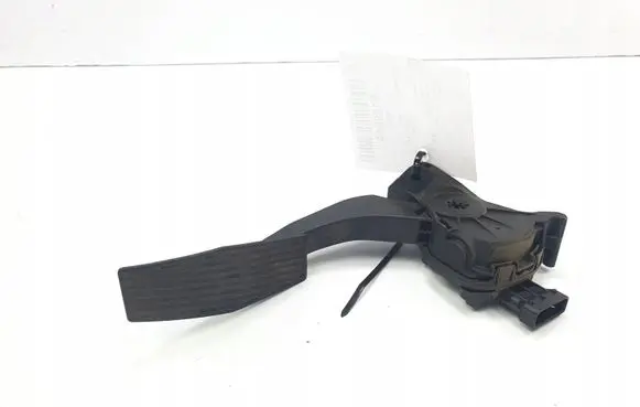 Chevrolet Orlando Accelerator throttle pedal 13253781