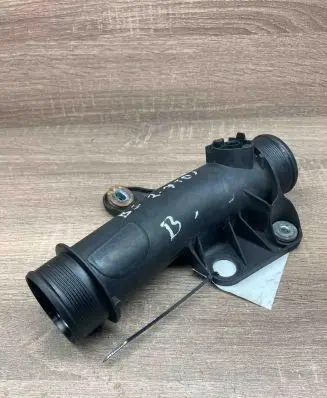 Audi A5 8T 8F Intercooler hose/pipe 8K0145673E
