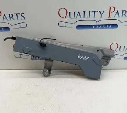 Mercedes-Benz CLS C219 Aerial antenna amplifier A2198200289