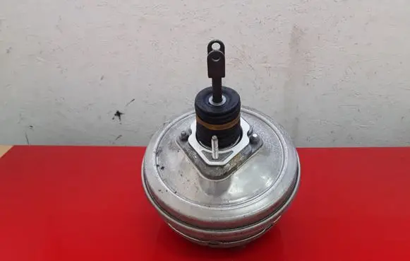 BMW X3 E83 Brake booster 293403547061
