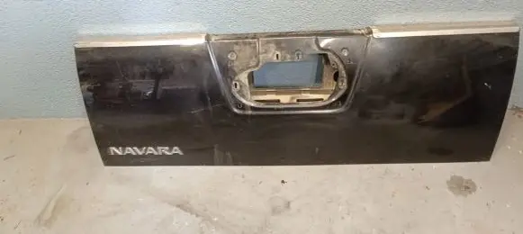 Nissan Navara D40 Tailgate/trunk/boot lid