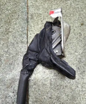 Opel Astra G Hand brake release handle 