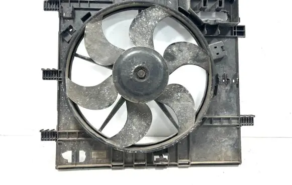 Mercedes-Benz Vito Viano W638 Radiator cooling fan shroud 2260000000 6385002600