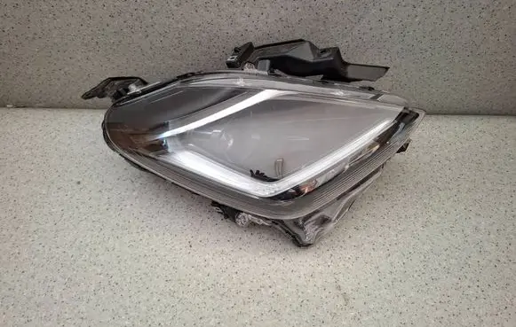 Suzuki Swift IV Headlight/headlamp W7091 148R00 149R00