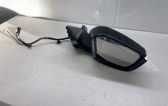 Front door electric wing mirror