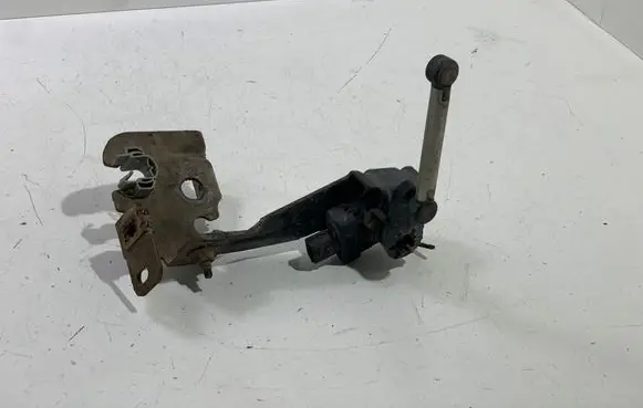 Renault Espace V (RFC) Rear air suspension level height sensor 538210780R