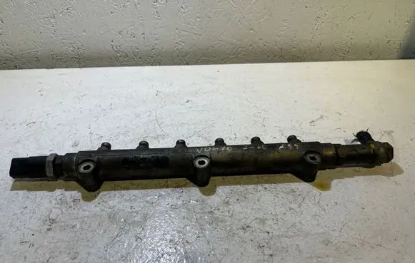 Volvo S60 Fuel main line pipe 8658252 002367 0445215010
