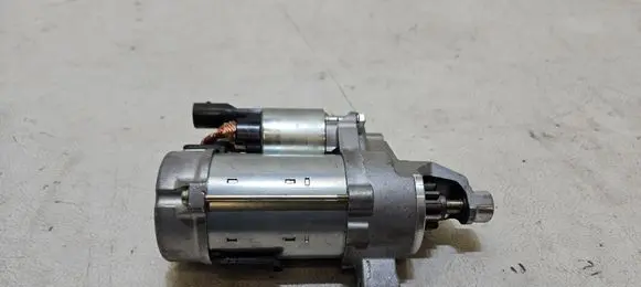 Audi A4 S4 B9 8W Starter motor 06Q911024