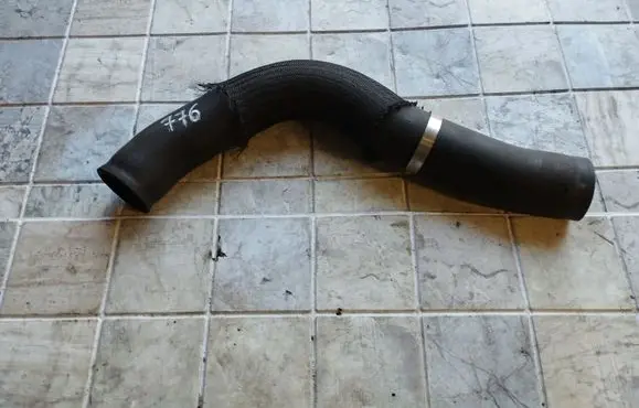 Mazda 5 Intercooler hose/pipe