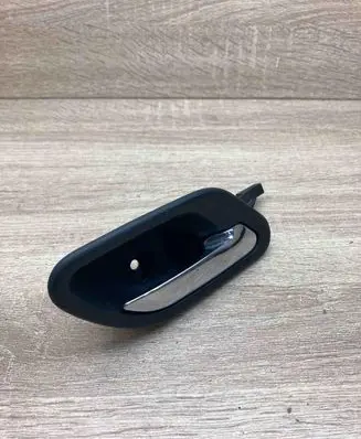 BMW 5 E39 Front door interior handle 8226050