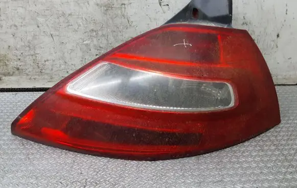 Renault Megane II Rear/tail lights 820041316