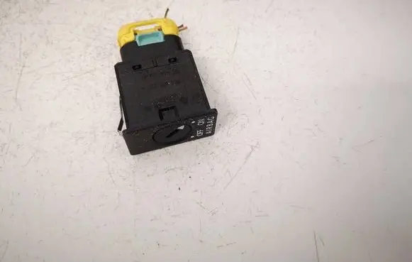 Volkswagen PASSAT B6 Passenger airbag on/off switch 3C0919237A