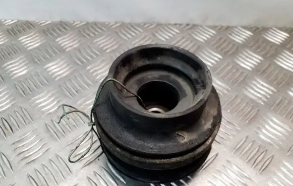 Mercedes-Benz Vito Viano W638 Front upper strut mount 6383230420