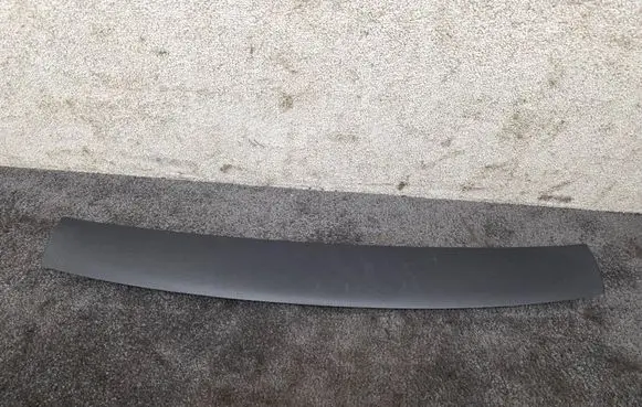 Volkswagen Golf VII Tailgate/trunk upper cover trim 5G6867715B