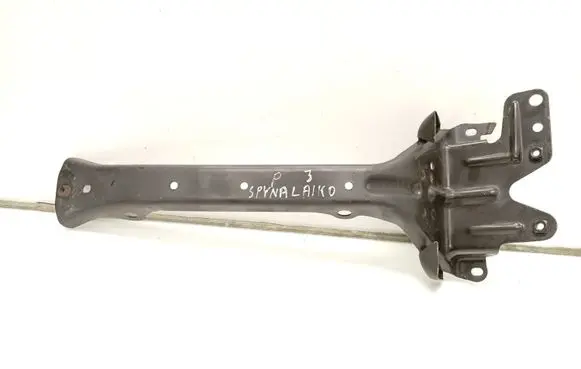 Volkswagen Touareg I Radiator support slam panel bracket 7L0805799