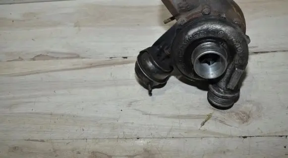 Volvo XC90 Turbo 8653122