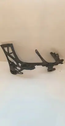 Mercedes-Benz E AMG W212 Front bumper mounting bracket 2128852265 a2128852265
