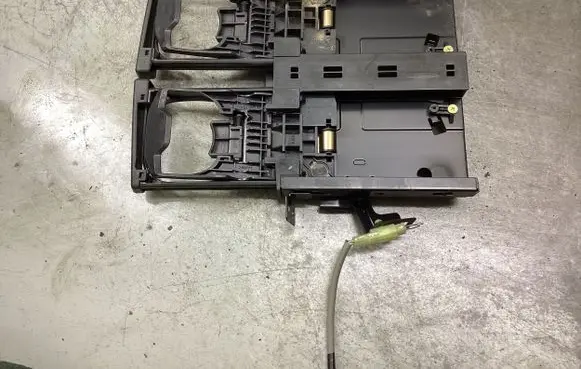 Toyota Avensis Verso Cup holder 5562944020