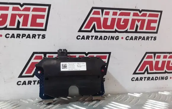 Tesla Model 3 USB control unit 110203300A T1849Y04780
