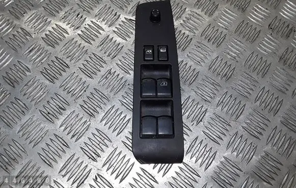 Nissan X-Trail T31 Electric window control switch 25401JH13A