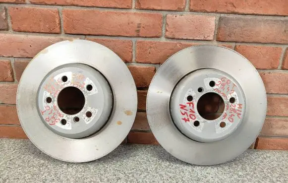 BMW 5 F10 F11 Rear brake disc 6775289