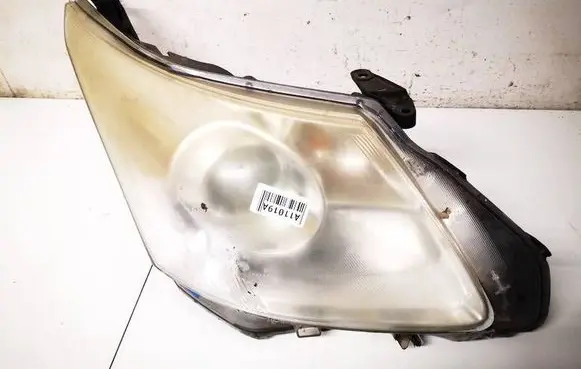 Toyota Avensis T270 Headlight/headlamp 8112605310 81126-05310