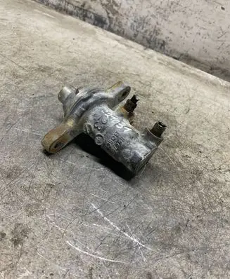 Nissan Qashqai J12 Master brake cylinder