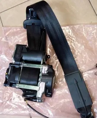 Audi A5 Front seatbelt 8W7857705E NE59358