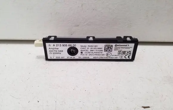 Mercedes-Benz GLB X247 Aerial antenna amplifier A2139056800