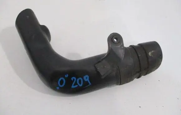 Renault Megane III Air intake hose/pipe 8200923144