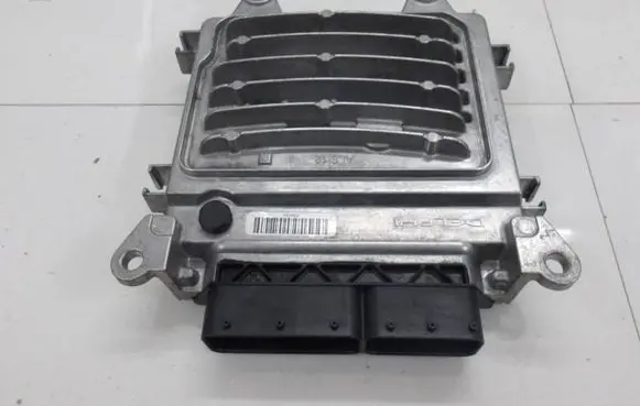 Mercedes-Benz C W204 Engine control unit/module A6519005301